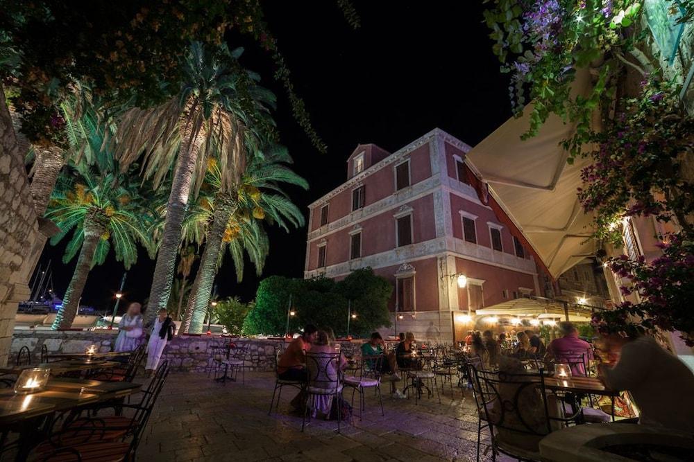 Park Hvar Hvar Town Buitenkant foto